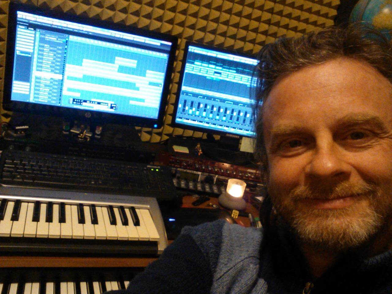 Fabrizio Pigliucci, arranger and orchestrator, mixing Kara Johnstad's new song Heaven for the Moon in Capricorn Album. 